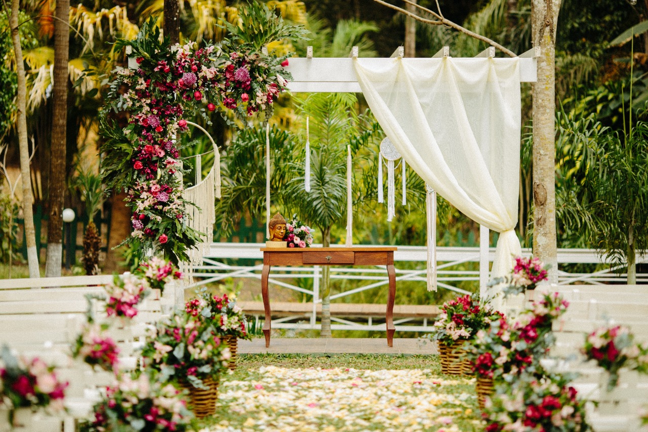 casamento estilo boho com decoração usando filtros dos sonhos