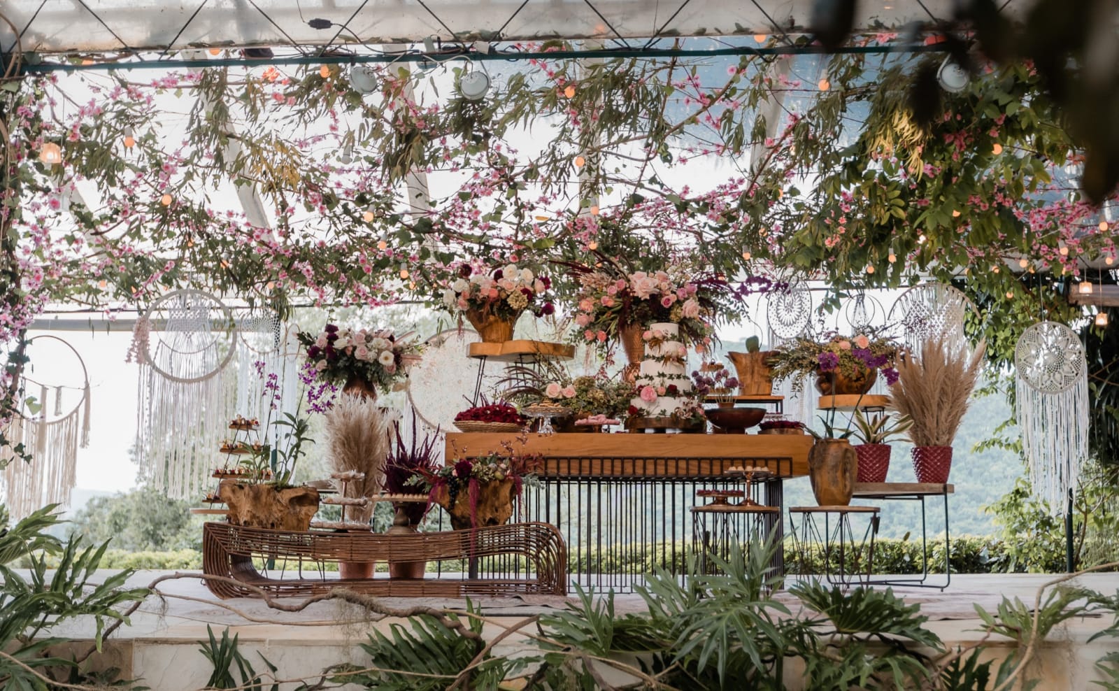 decoração romantica para um casamento tradicional com filtros dos sonhos